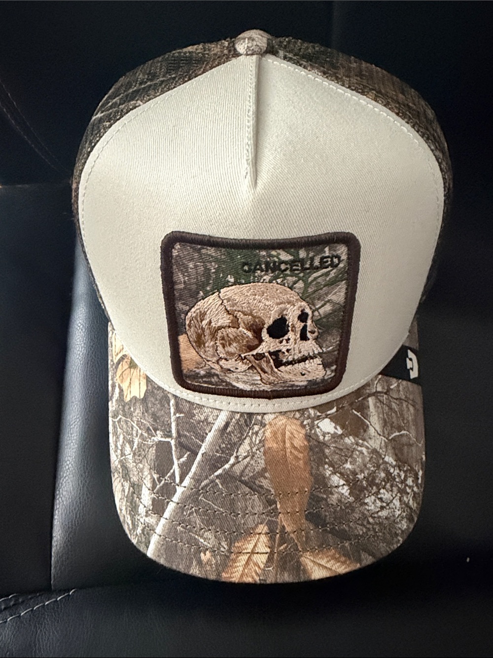 Skull Patch Camouflage Trucker Hat - Beige & Realtree Camo "CANCELLED"
